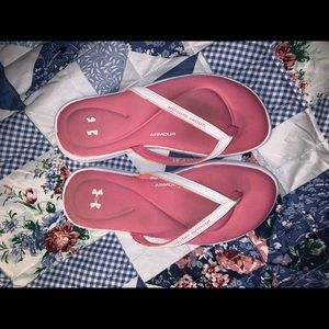 Women’s under armor flip flops size 8